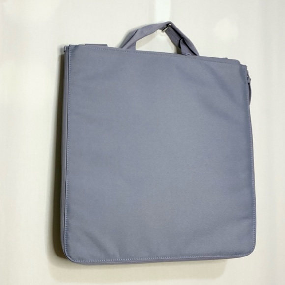 NEW. Beis Convertible Luggage Vest. NWT - Picture 7 of 9